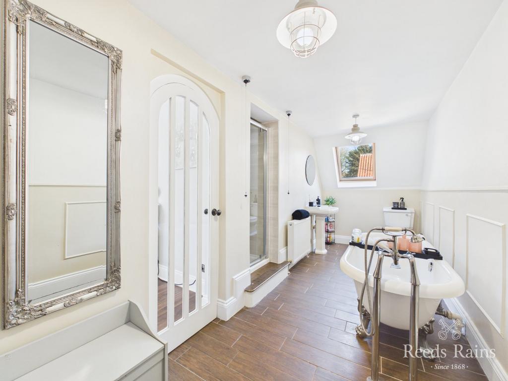 En-Suite/Family Bath