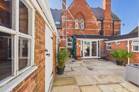 undefined, Church Lane, Hull HU11