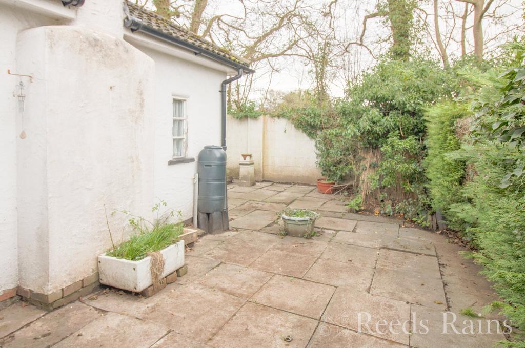Side Patio