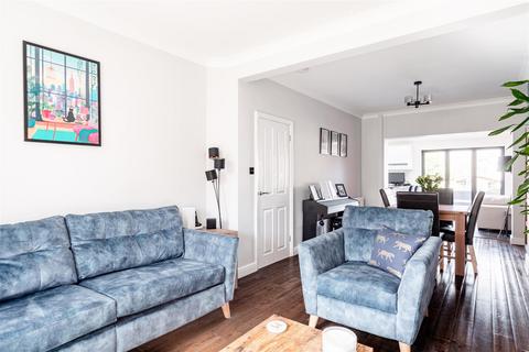 4 bedroom house for sale, Queens Road, Haywards Heath