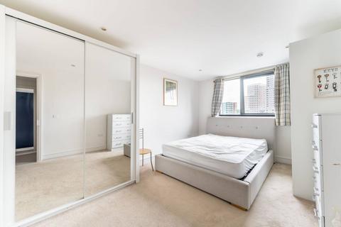 2 bedroom flat to rent, High Road, Wembley, HA9