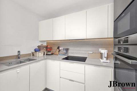 2 bedroom apartment to rent, Woodberry down, N4