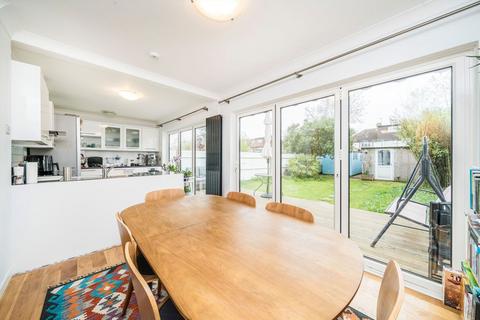 3 bedroom end of terrace house for sale, Barnfield Avenue, Kingston Upon Thames KT2
