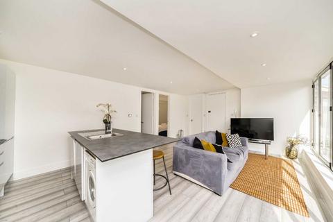 2 bedroom flat to rent, Abbey Road, London NW6