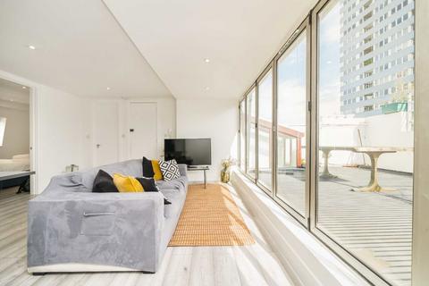 2 bedroom flat to rent, Abbey Road, London NW6