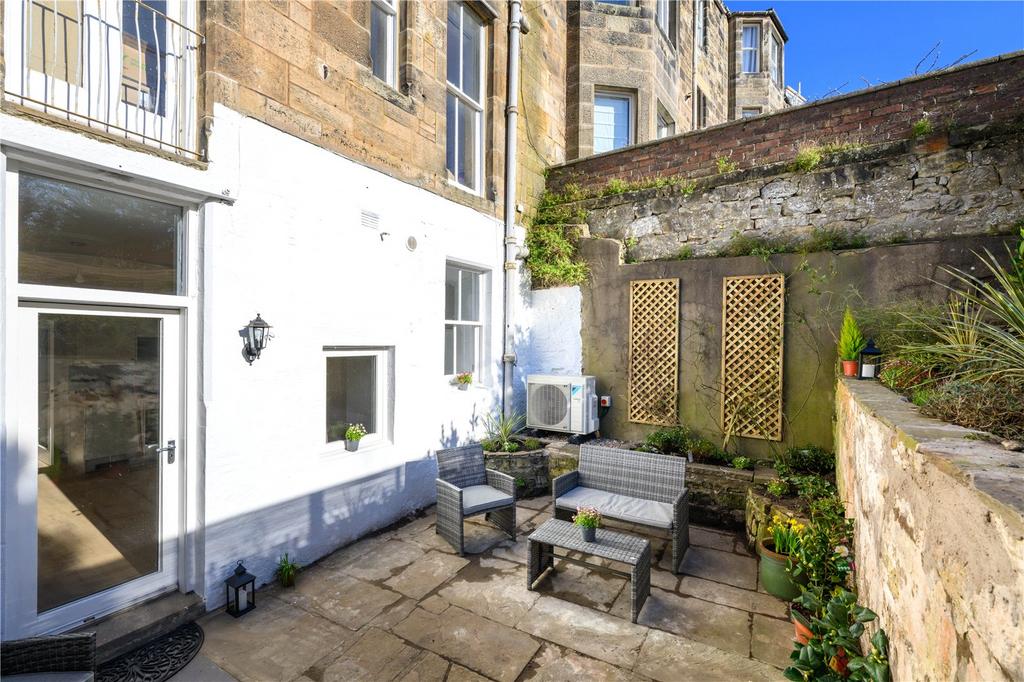 Rear Courtyard