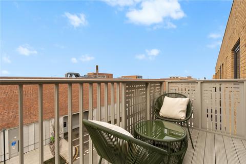 undefined, Springfield Drive, London, SW17