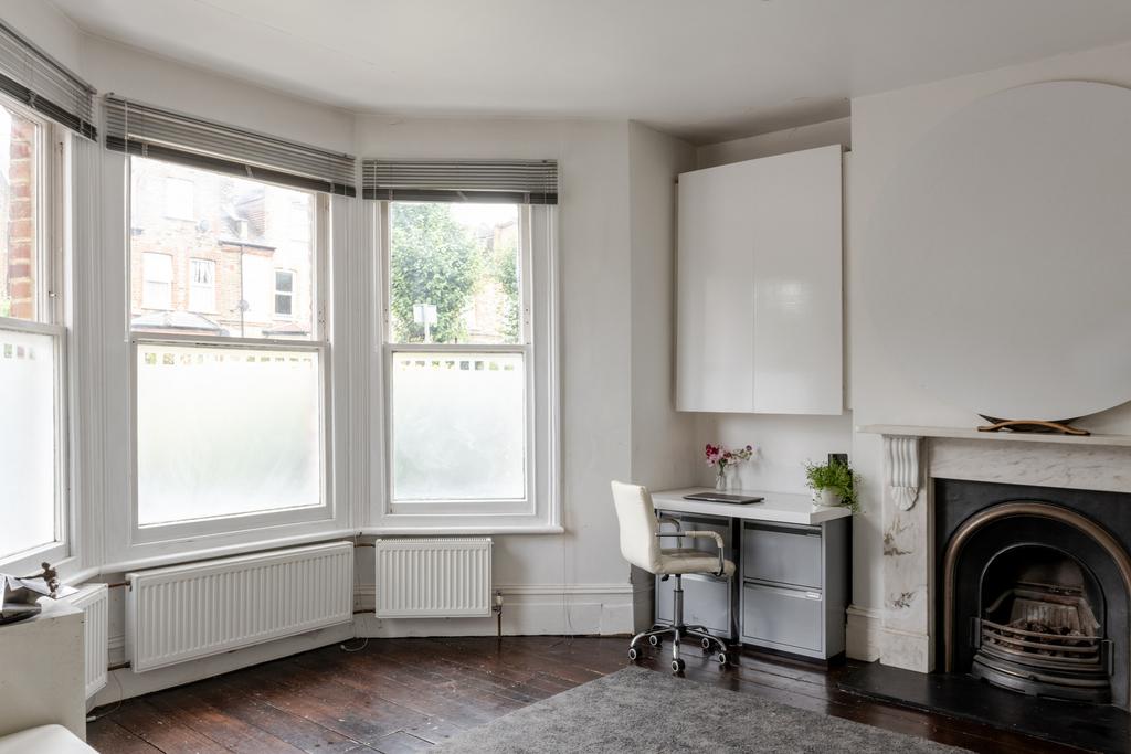 300016 20250717 connaught rd 34 hi res.jpg