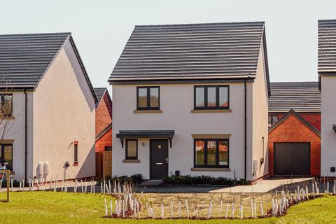 4 bedroom detached house for sale, Stoke Albany Road, Desborough, Kettering