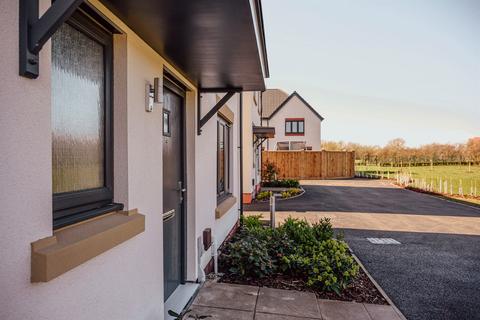 4 bedroom detached house for sale, Stoke Albany Road, Desborough, Kettering