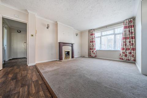 2 bedroom flat for sale, Linden Road, Saffron Court, PO21