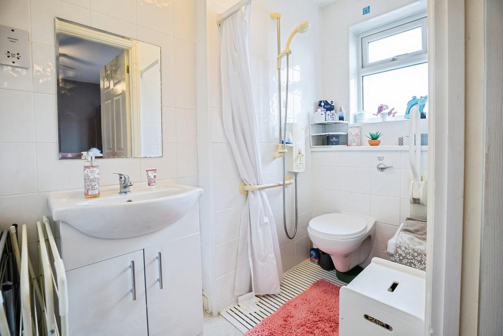 Ensuite