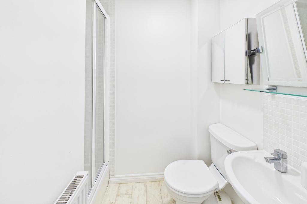 Ewe Move - Hillside Gardens - Ensuite