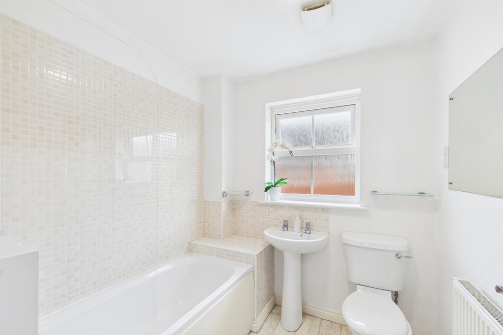 Ewe Move - Hillside Gardens - Bathroom
