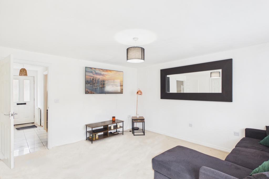 Ewe Move - Hillside Gardens - Living Room