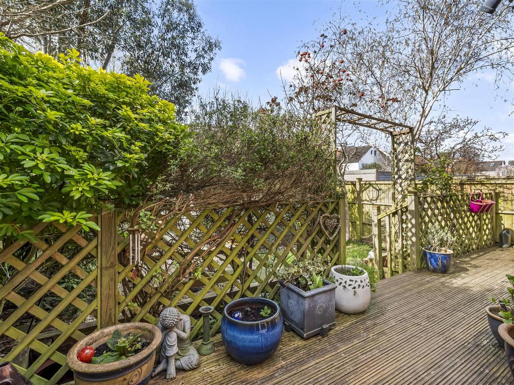 Flat 2, 59a Downview Road Worthing, West Sussex, B