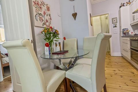 2 bedroom flat for sale, 59a Downview Road, Worthing