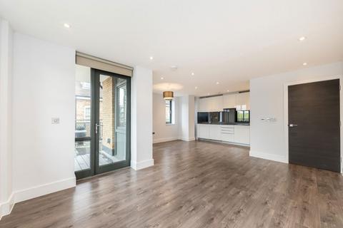 2 bedroom flat to rent, Spring Grove, London W4