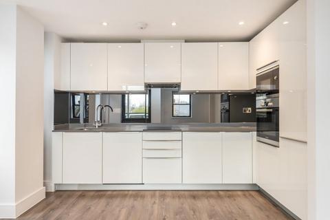 2 bedroom flat to rent, Spring Grove, London W4