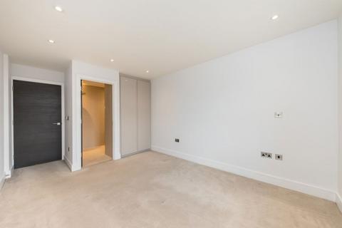 2 bedroom flat to rent, Spring Grove, London W4