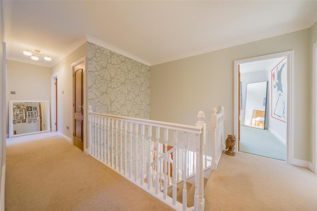DSC1800-HDR.jpg