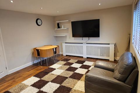 1 bedroom flat to rent, Thomas A Beckett Close, Wembley, HA0