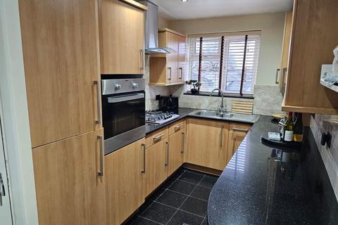 1 bedroom flat to rent, Thomas A Beckett Close, Wembley, HA0