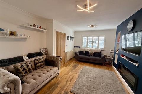 5 bedroom house for sale, 4 Cwrt Maesmynach, Cribyn, Lampeter