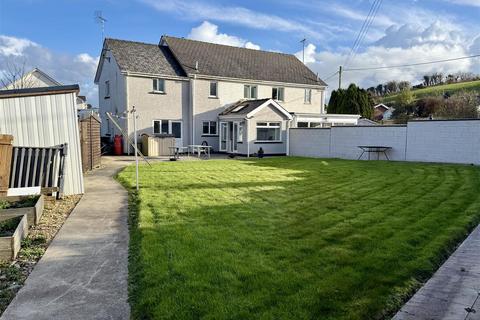 5 bedroom house for sale, 4 Cwrt Maesmynach, Cribyn, Lampeter