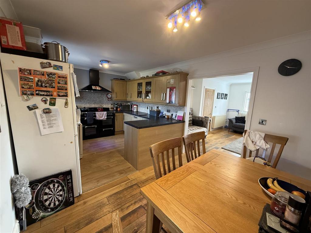 Kitchen / Diner