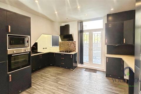 3 bedroom semi-detached house to rent, Radcliffe Road, Greater Manchester OL4