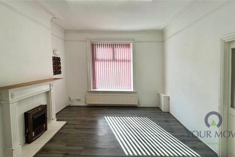 3 bedroom semi-detached house to rent, Radcliffe Road, Greater Manchester OL4