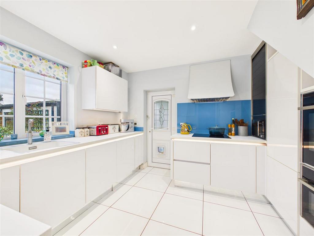 CAM05193 G0-PR0118-STILL009.jpg