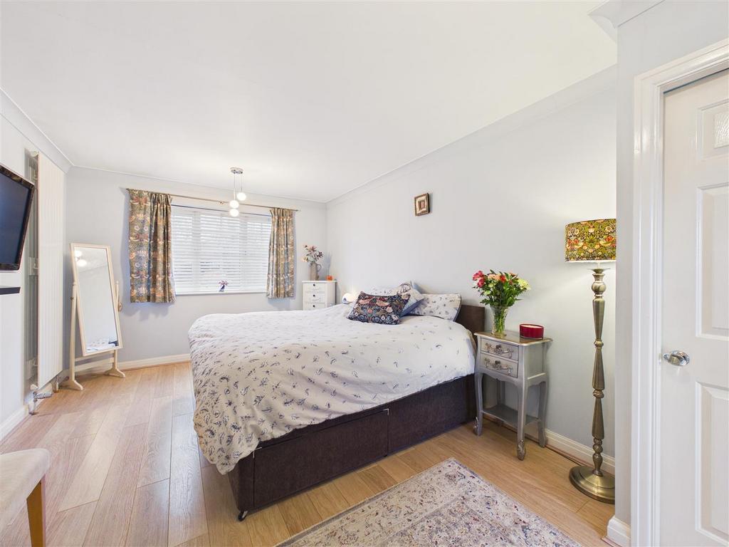 CAM05193 G0-PR0118-STILL013.jpg