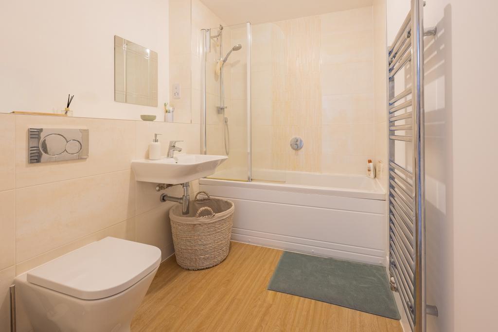 Ewemove Taunton Firepool View (13)