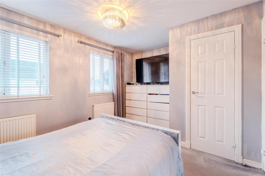 Bedroom 1-7.jpg