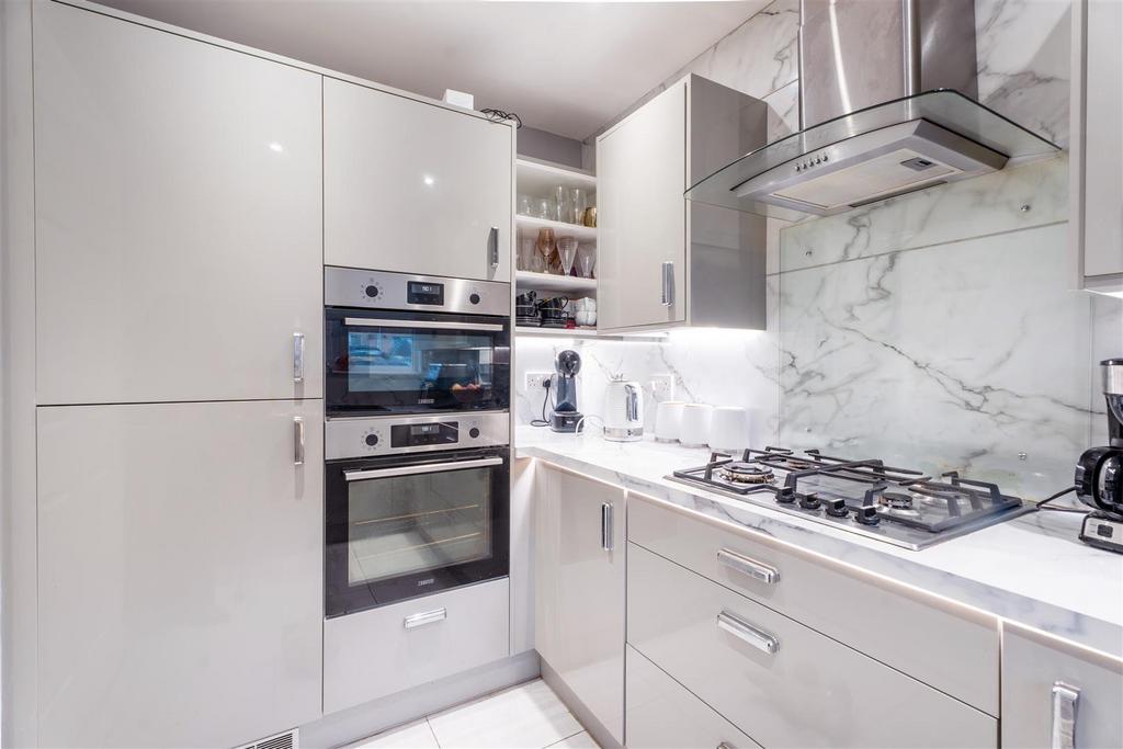 Kitchen-12.jpg