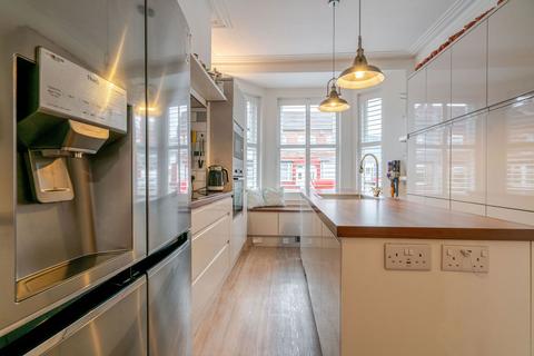 3 bedroom terraced house for sale, Barlow Road, Manchester M19