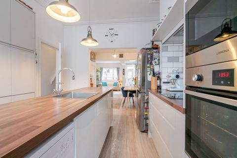 3 bedroom terraced house for sale, Barlow Road, Manchester M19