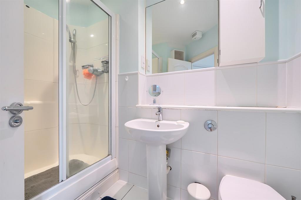 En-suite shower room