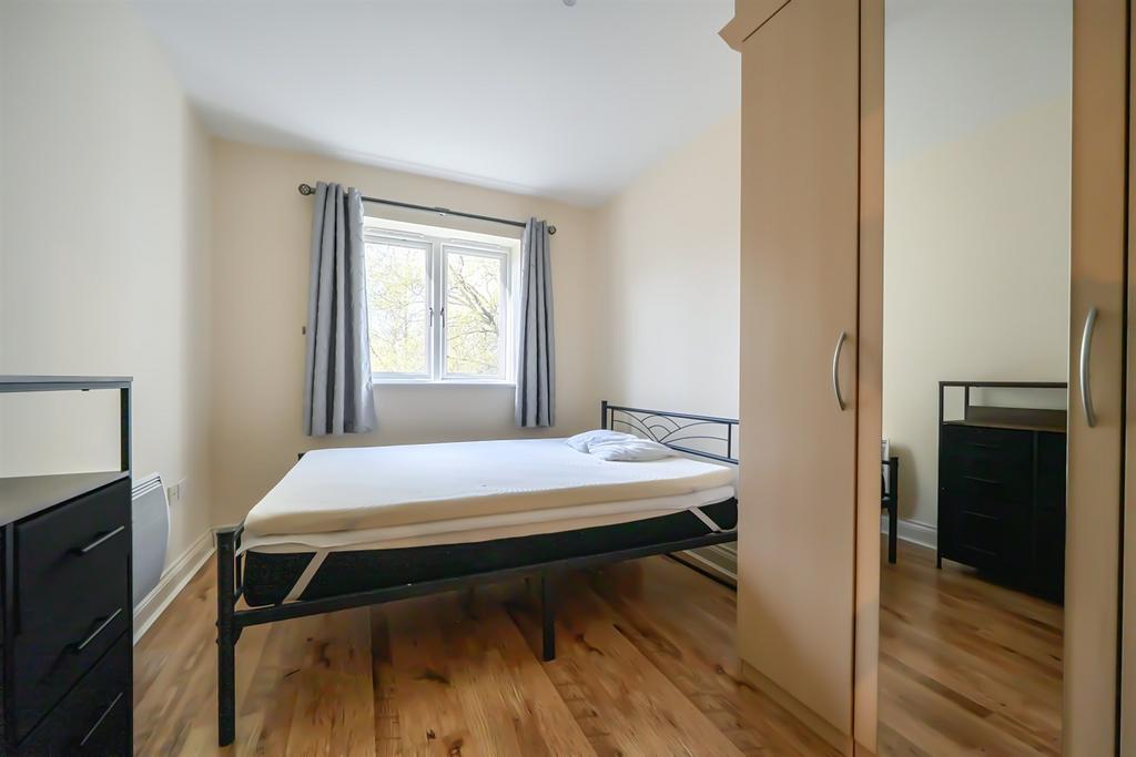 Second bedroom