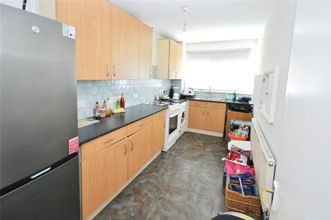 2 bedroom flat for sale, Field Road, Feltham TW14