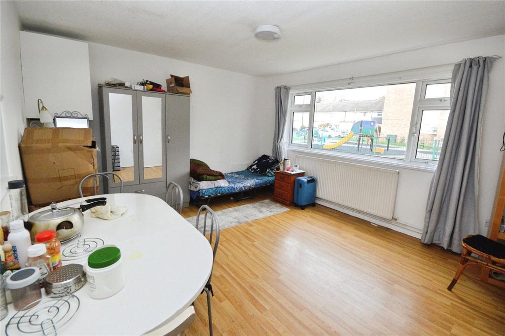 Living/Dining Room
