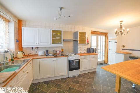 undefined, Great North Road, Gamston DN22