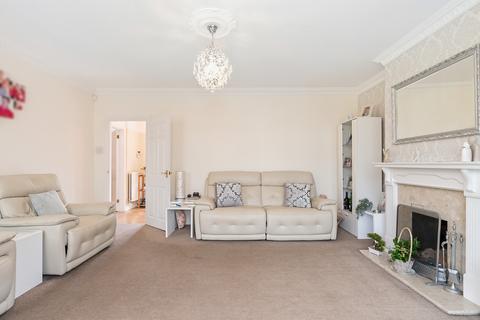 4 bedroom semi-detached house for sale, Raleigh Way, Feltham, TW13