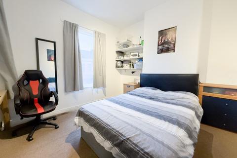 undefined, Cadogan Street, Manchester, M14