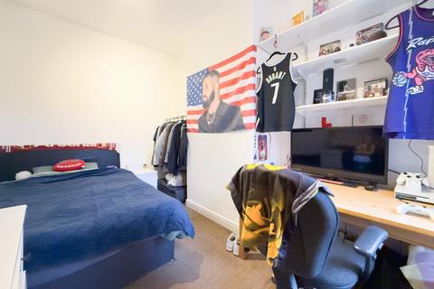 undefined, Cadogan Street, Manchester, M14