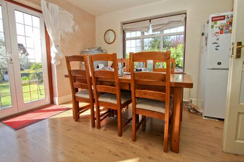 undefined, Old Hatch Manor, Ruislip HA4