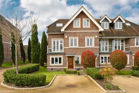 undefined, Thomas More Gardens, Esher, Surrey, KT10