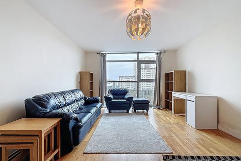 1 bedroom flat to rent, Altolusso, Bute Terrace, Cardiff City Centre, CF10